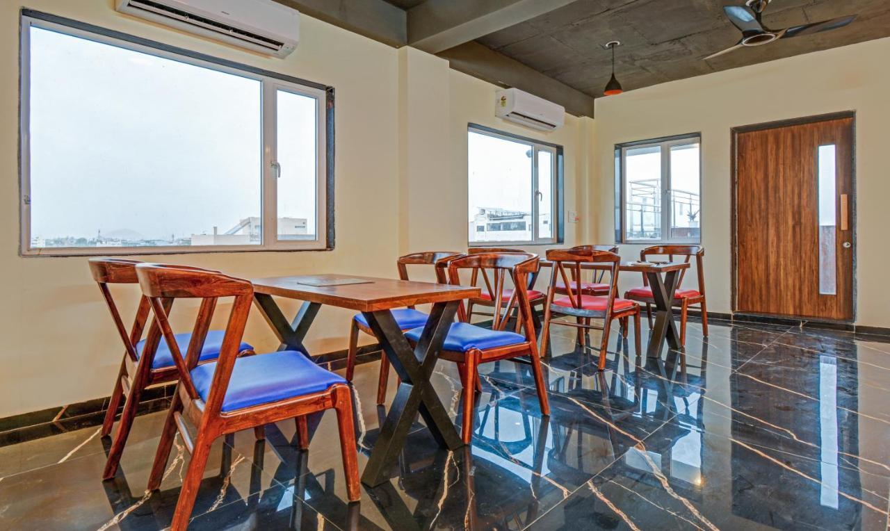 Tripli Hotels Le Shelton Udaipur Kültér fotó